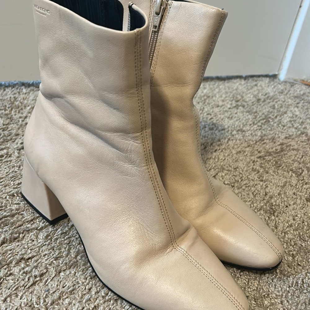 Vagabond Cream Leather Booties size 38 (7.5) - Picture 7 of 7